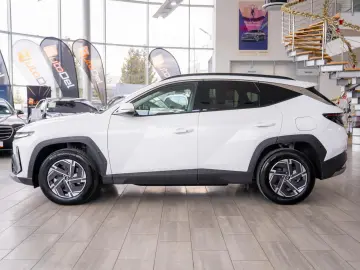 Hyundai Tucson TUCSON 1.6T-GDI   PLUG-IN 4WD 6AT STYLE