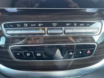 MERCEDES-BENZ V 300 d AVANTGARDE Extralang AIRMATIC &hellip;