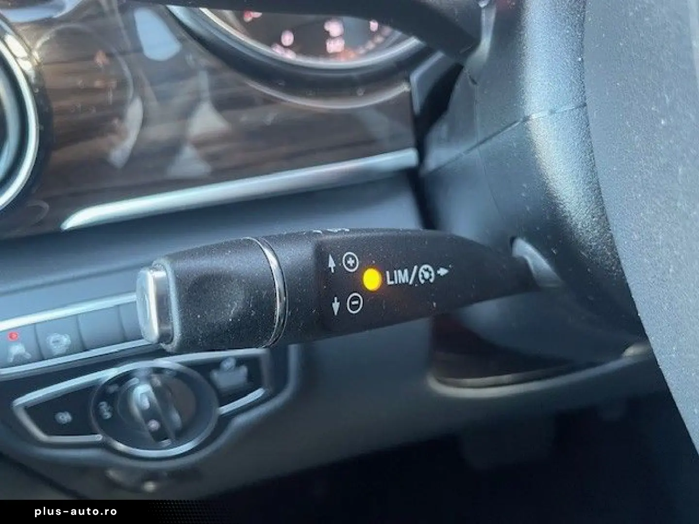 MERCEDES-BENZ V 300 d AVANTGARDE Extralang AIRMATIC &hellip;