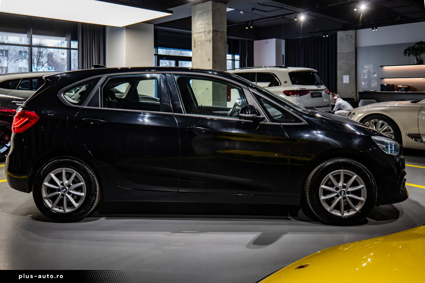 BMW 216D ACTIVE TOURER