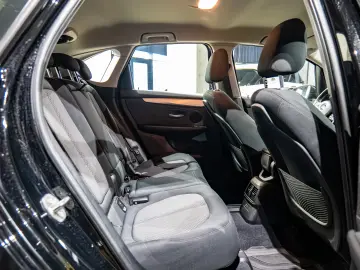 BMW 216D ACTIVE TOURER