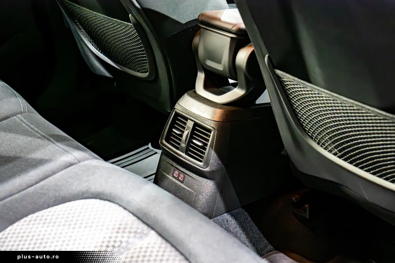 BMW 216D ACTIVE TOURER