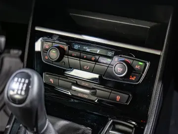 BMW 216D ACTIVE TOURER