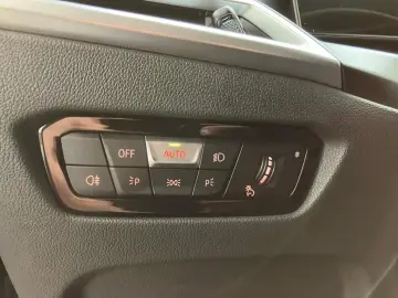 BMW 430i xDr Coupe M Sport Adapt. LED Innovation H K