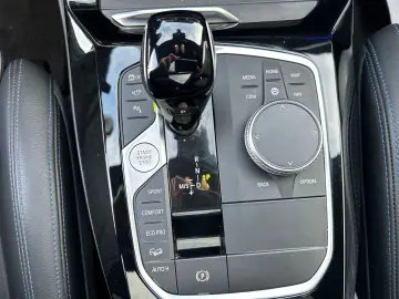 BMW X3 xDrive30i M Sport Panodach SurroundView DAB P