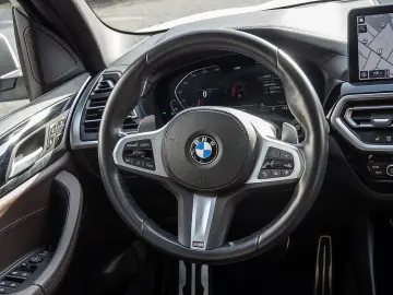 BMW X3 xDrive 30i M-Sport 360  LASER PANO LEDER MEM