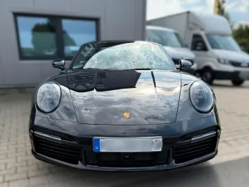 PORSCHE 911 Turbo