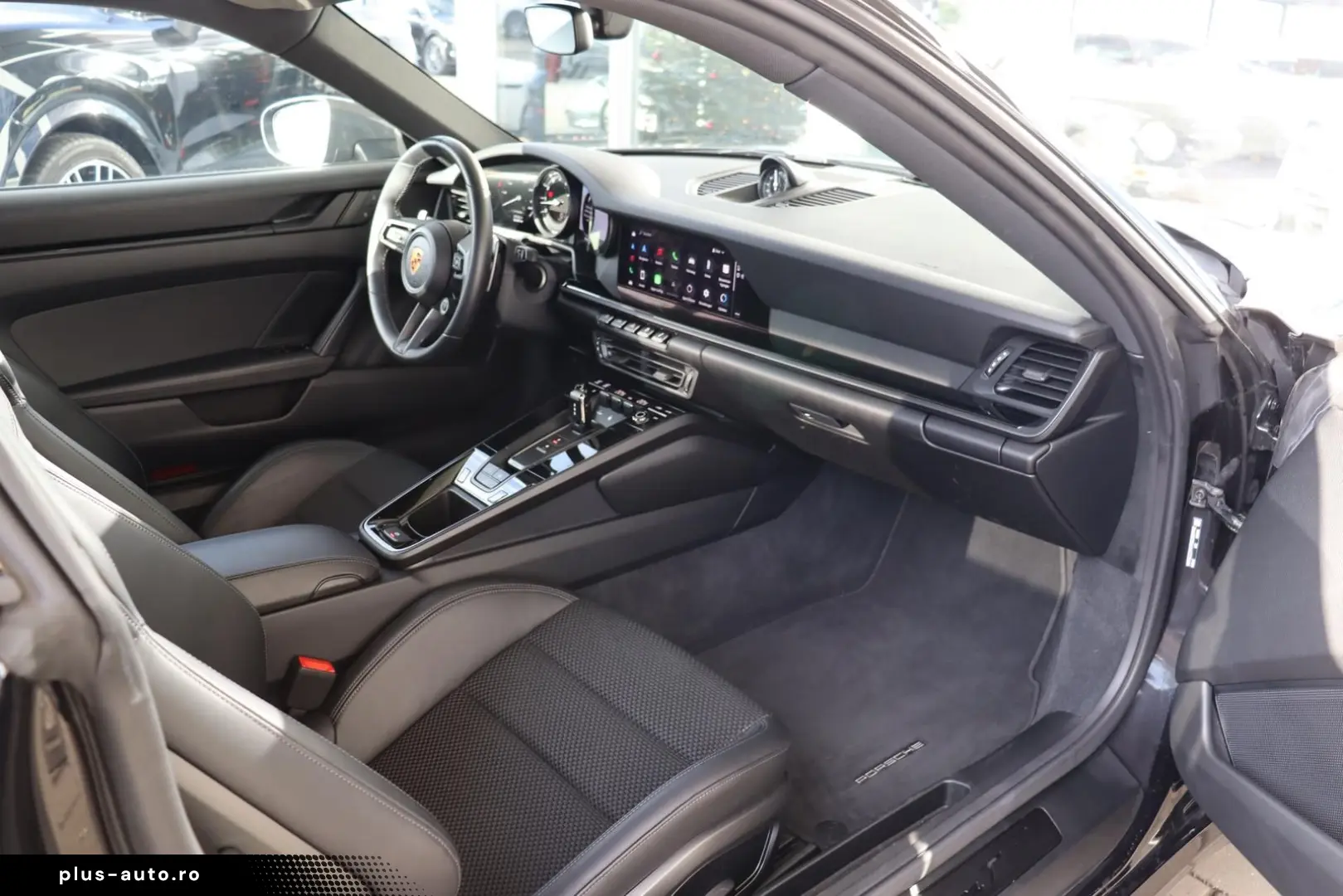 PORSCHE 992 911 Carrera T