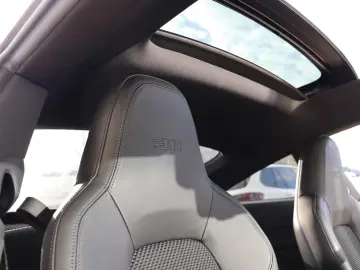 PORSCHE 992 911 Carrera T