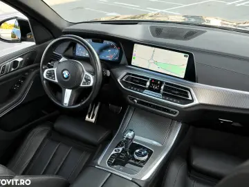 BMW X5 M M50i