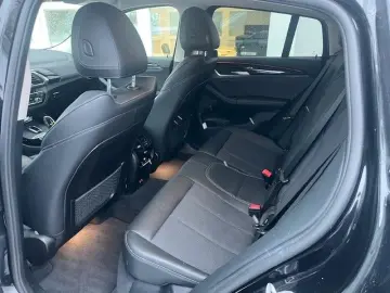 BMW X4 xDrive 20 d xLine   Standh.   Innov.   Busin