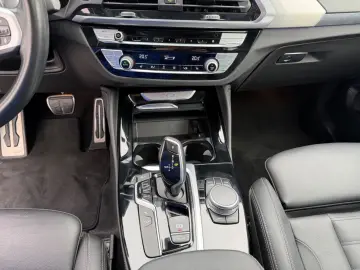 BMW X4 xDrive 20 d M Sport Pano Leder Head-up Side-A