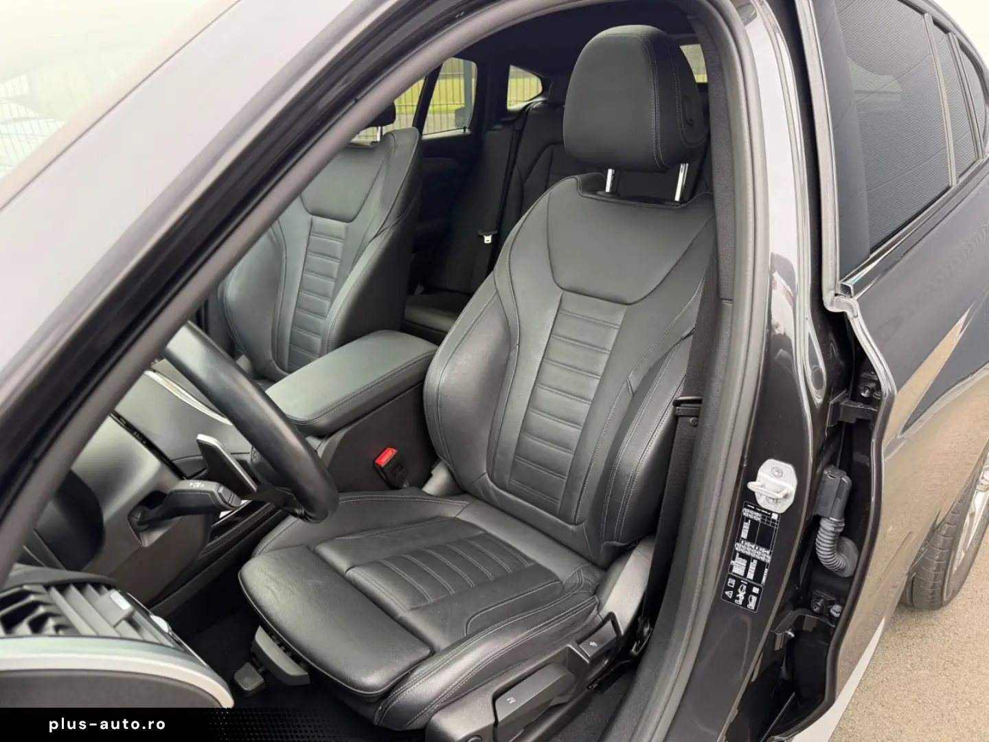 BMW X4 xDrive 20 d M Sport Pano Leder Head-up Side-A