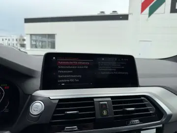 BMW X4 xDrive 20 d M Sport Pano Leder Head-up Side-A