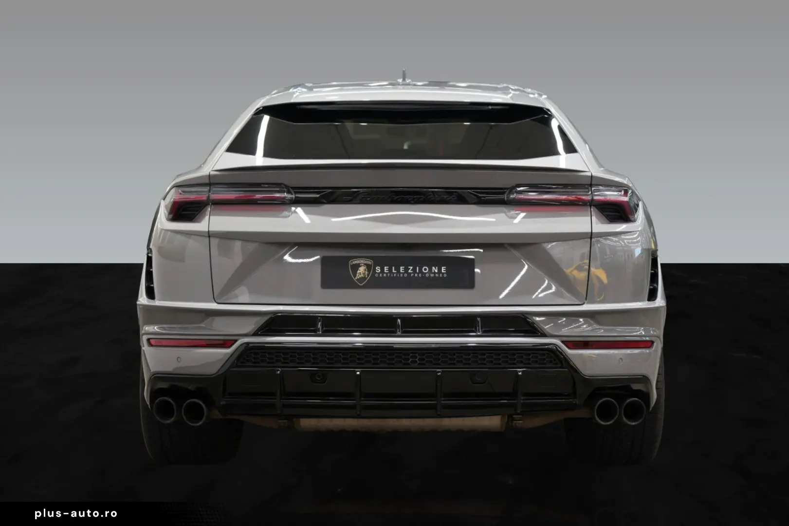 LAMBORGHINI Urus S   Matt Carbon Interior   Grigio China