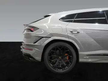 LAMBORGHINI Urus S   Matt Carbon Interior   Grigio China