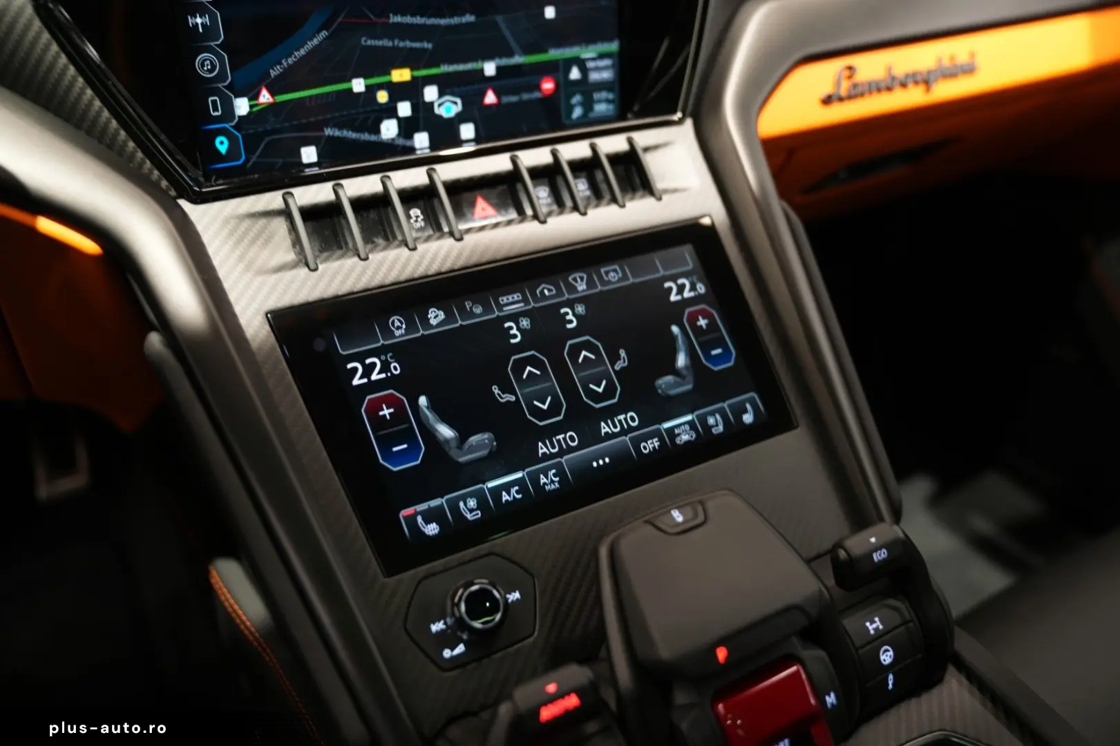 LAMBORGHINI Urus S   Matt Carbon Interior   Grigio China