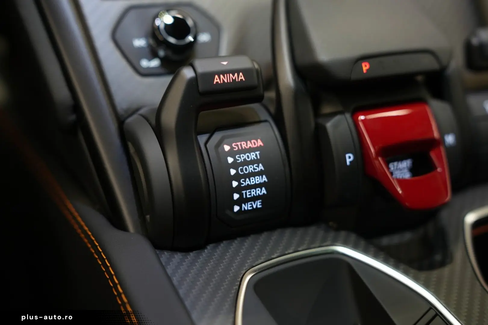 LAMBORGHINI Urus S   Matt Carbon Interior   Grigio China