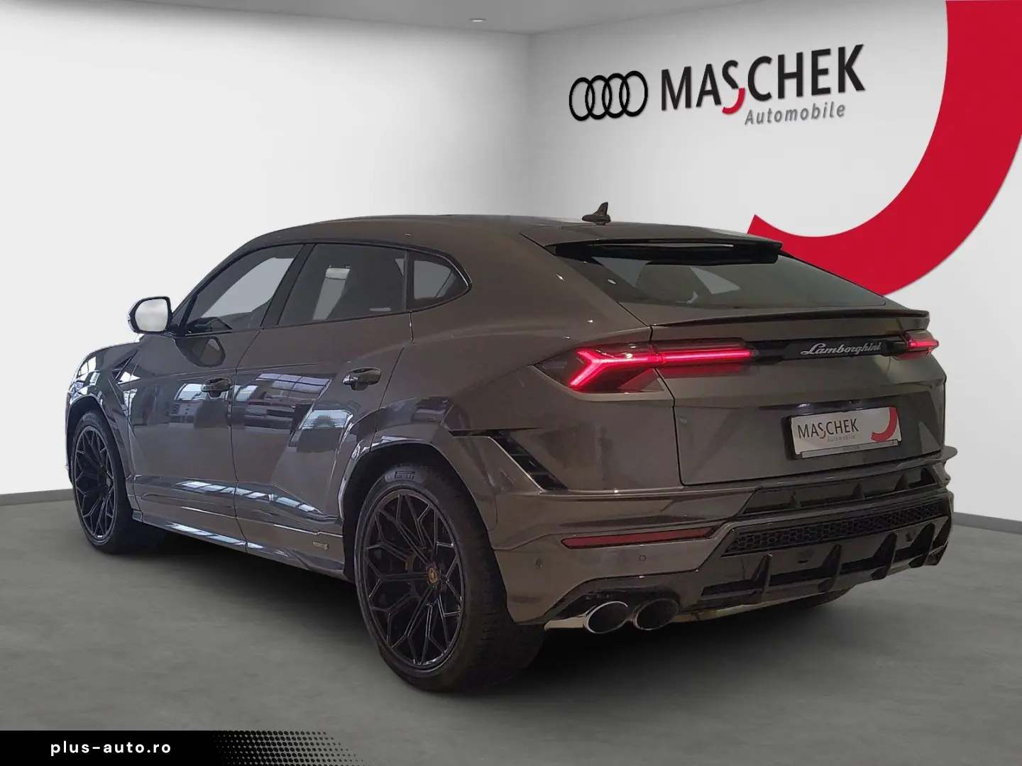 LAMBORGHINI Urus S Pano Massage Nachtsicht RearView Lenkradh