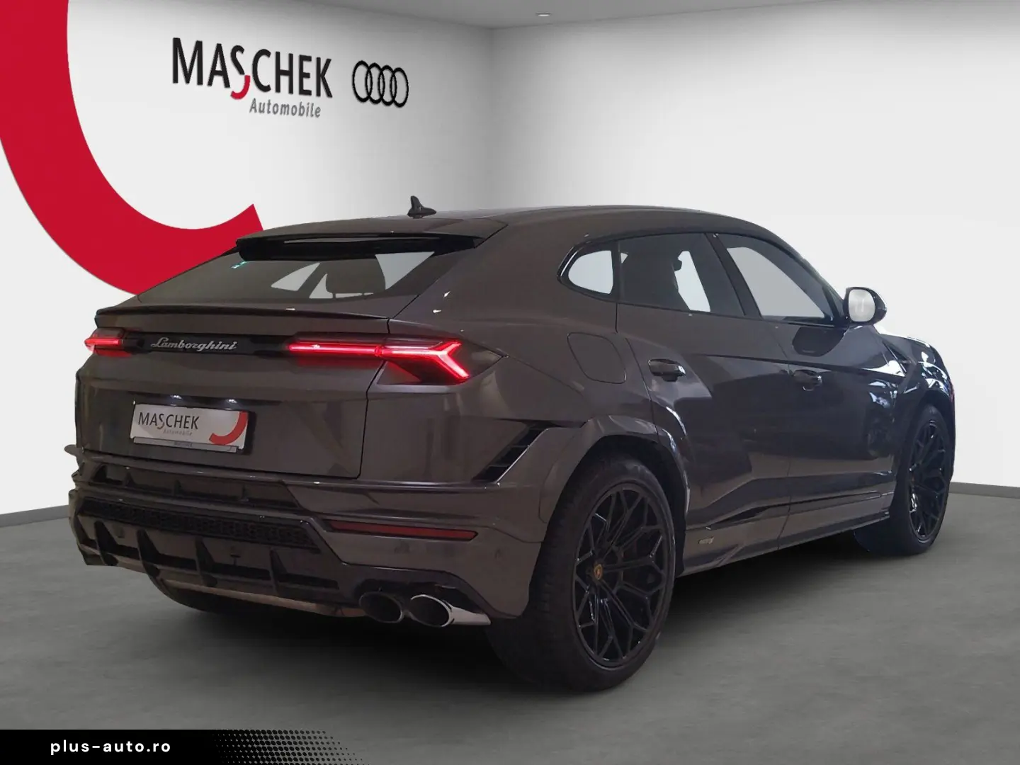 LAMBORGHINI Urus S Pano Massage Nachtsicht RearView Lenkradh