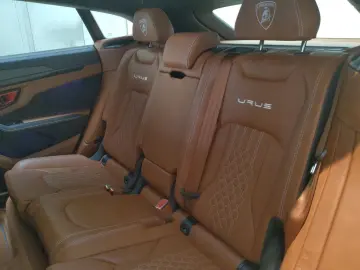 LAMBORGHINI Urus S Pano Massage Nachtsicht RearView Lenkradh