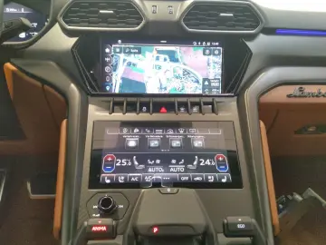 LAMBORGHINI Urus S Pano Massage Nachtsicht RearView Lenkradh