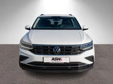 VW Tiguan Life 2 0 TDI DSG LED NAVI