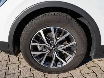 VW Tiguan Life 2 0 TDI DSG LED NAVI