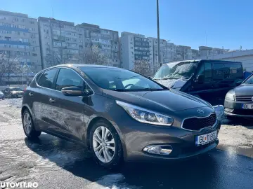 Kia Ceed 1.6 CRDi 128 ISG Platinum Edition