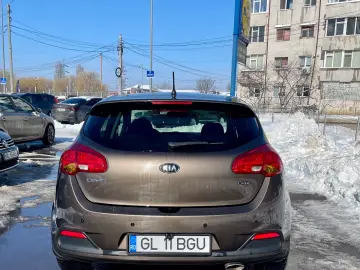 Kia Ceed 1.6 CRDi 128 ISG Platinum Edition