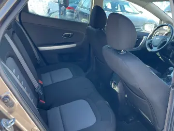 Kia Ceed 1.6 CRDi 128 ISG Platinum Edition