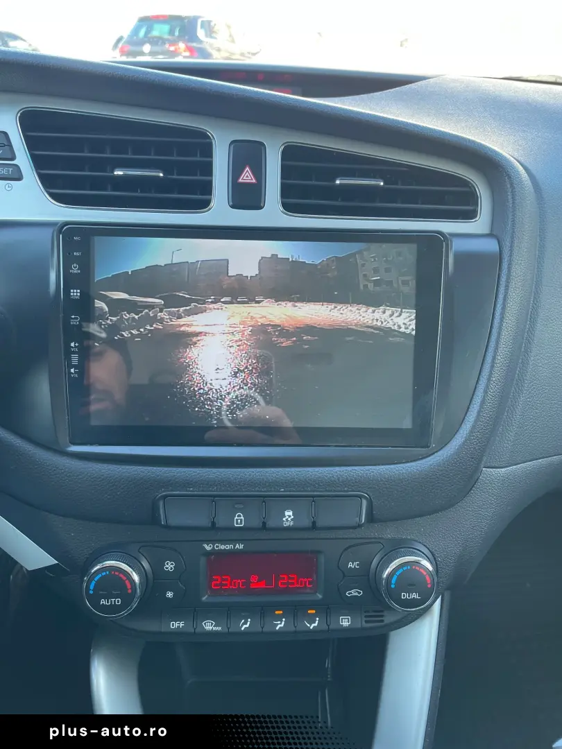 Kia Ceed 1.6 CRDi 128 ISG Platinum Edition