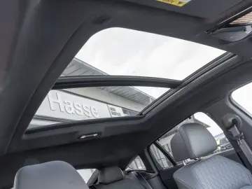 BMW X6 xDrive40d M-Sport Pro 22Z STANDHZ AktLENK H K