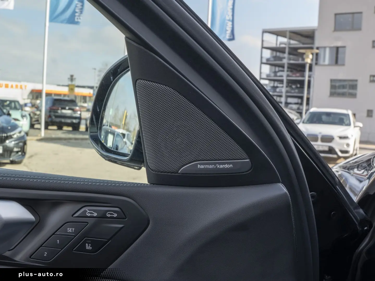 BMW X6 xDrive40d M-Sport Pro 22Z STANDHZ AktLENK H K