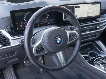 BMW X6 xDrive40d M-Sport Pro 22Z STANDHZ AktLENK H K