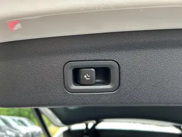 Mercedes-Benz GLE 350 de 4M AMG AHK Pano Night Airmatic HUD