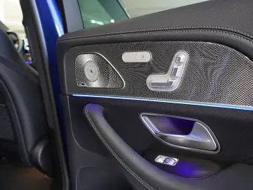 MERCEDES-BENZ GLS 400 d 4Matic AMG-LINE 22 Zoll Panorama 360