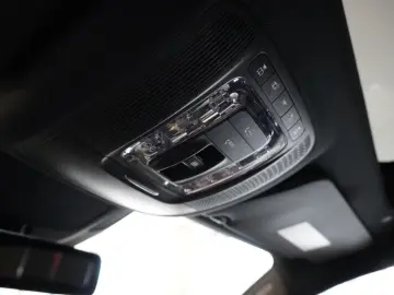 MERCEDES-BENZ GLS 400 d 4Matic AMG-LINE 22 Zoll Panorama 360