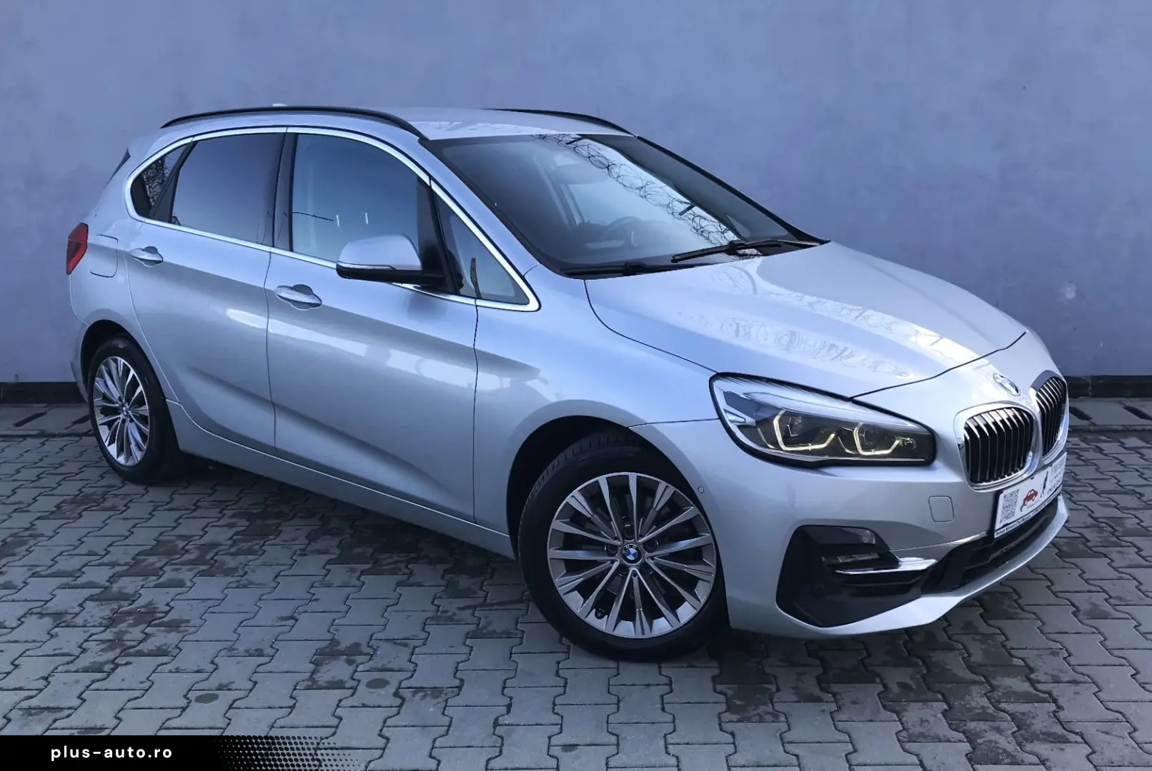 BMW Seria 2 220i Active Tourer Luxury Line
