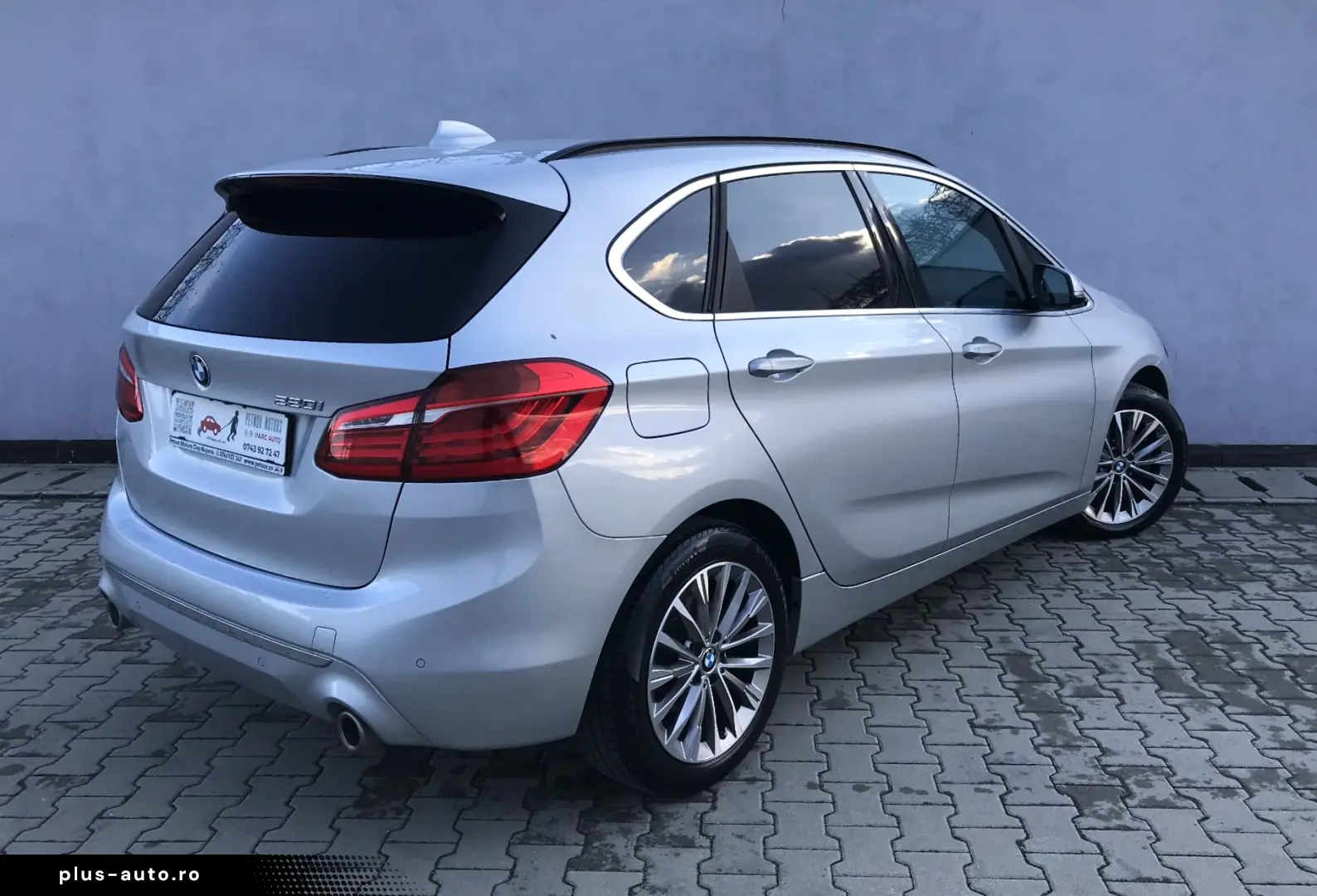 BMW Seria 2 220i Active Tourer Luxury Line