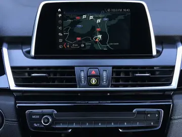 BMW Seria 2 220i Active Tourer Luxury Line