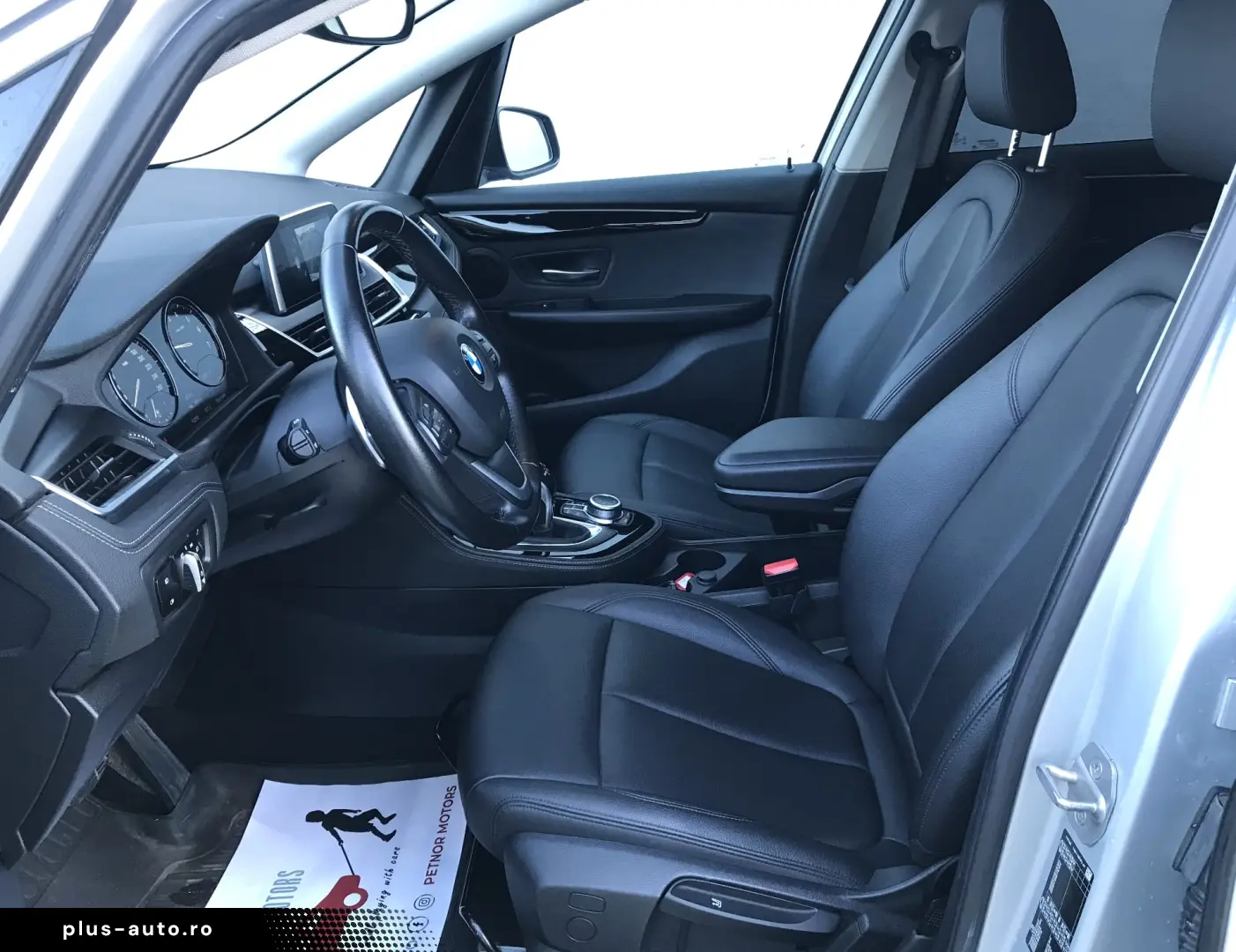 BMW Seria 2 220i Active Tourer Luxury Line