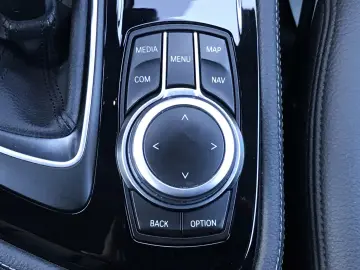 BMW Seria 2 220i Active Tourer Luxury Line