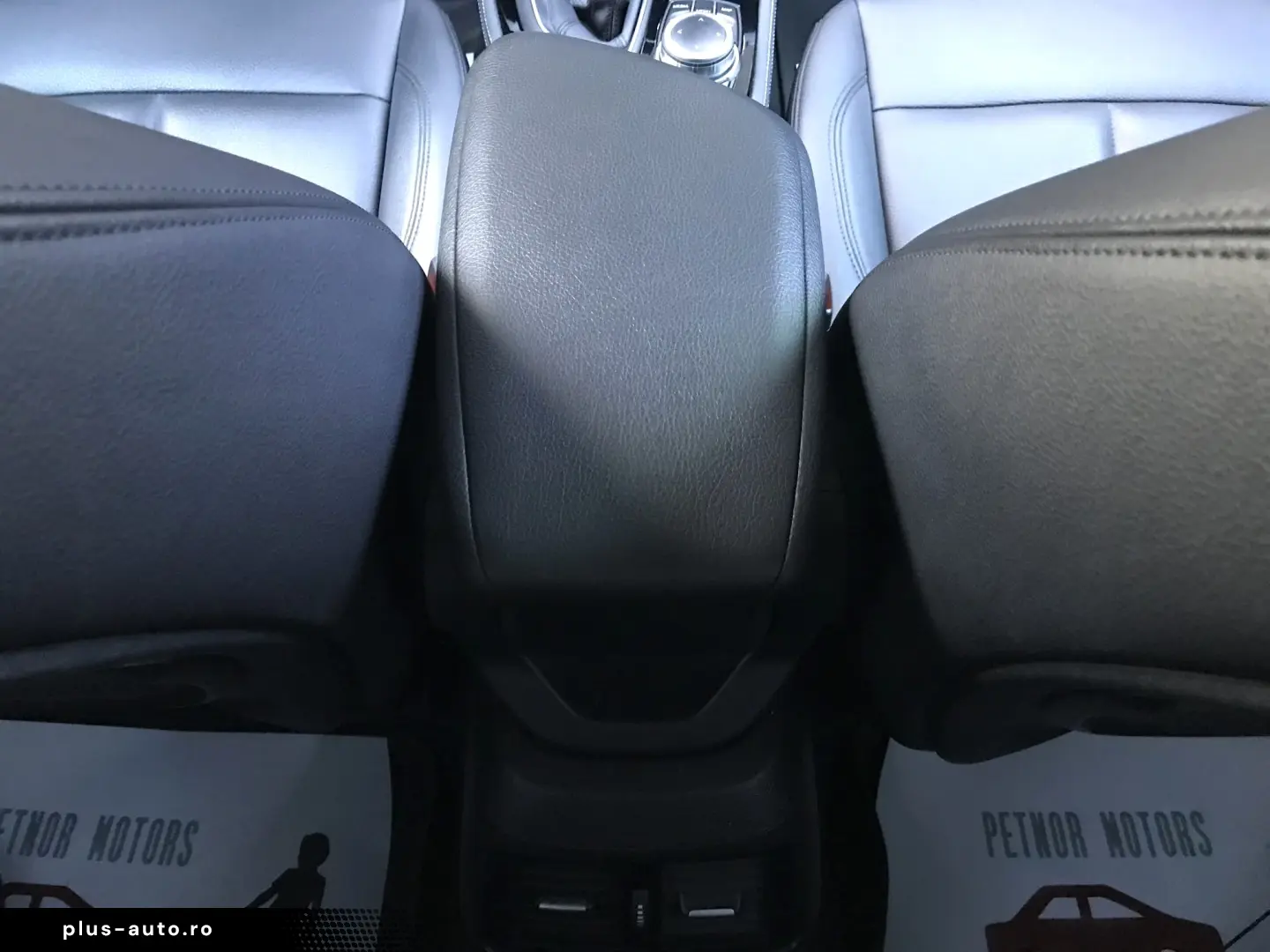 BMW Seria 2 220i Active Tourer Luxury Line