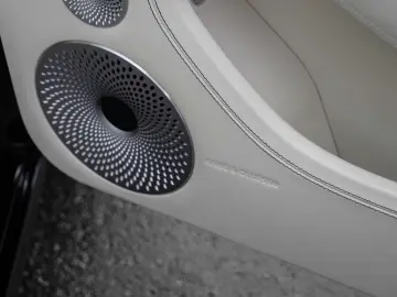 Bentley Continental GTC Azure   Bang & Olufssen