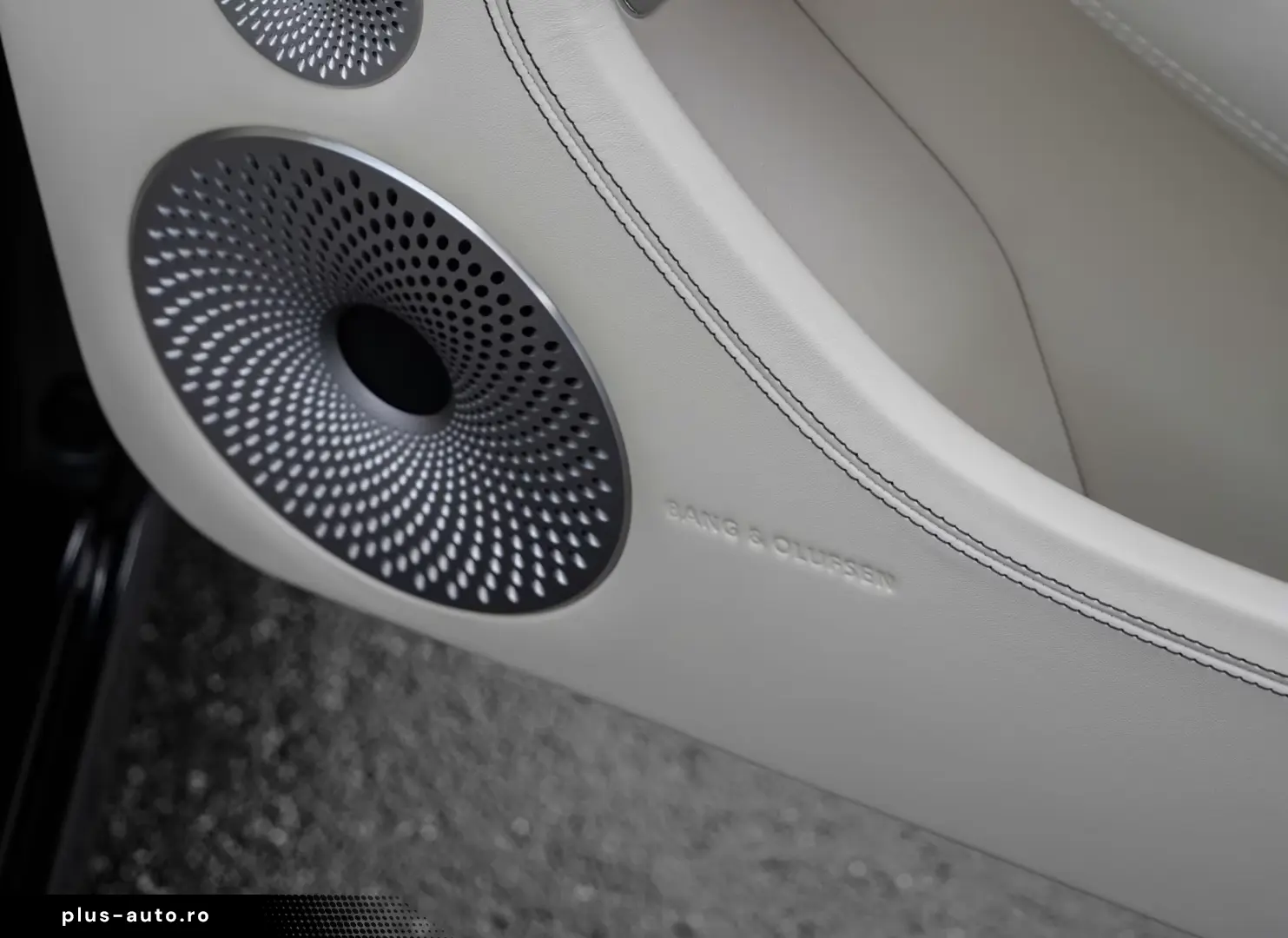 Bentley Continental GTC Azure   Bang & Olufssen