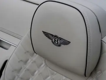 Bentley Continental GTC Azure   Bang & Olufssen