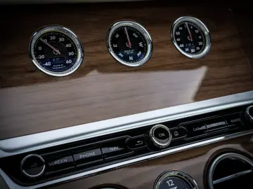 Bentley Continental GTC Azure   Bang & Olufssen