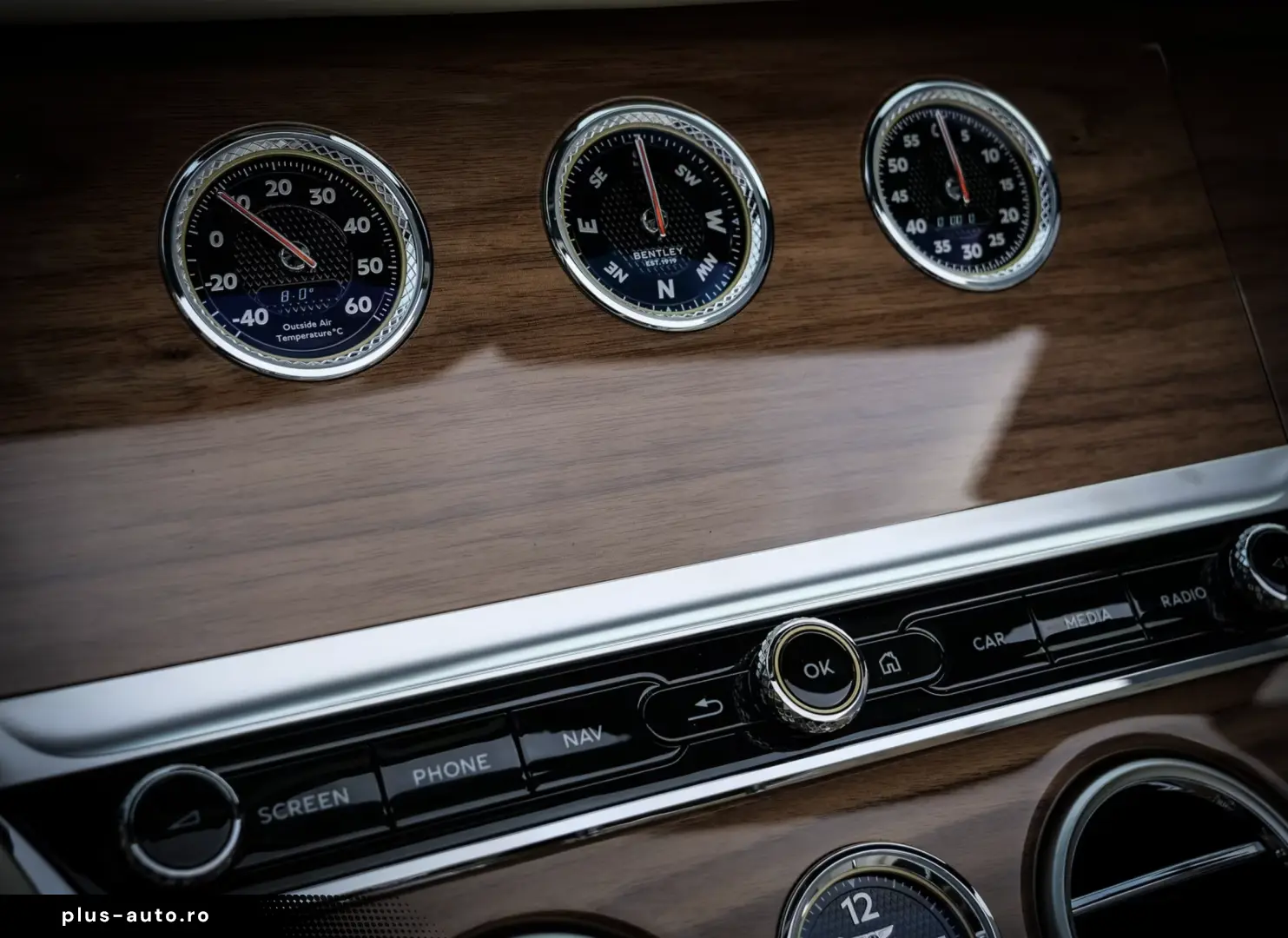 Bentley Continental GTC Azure   Bang & Olufssen