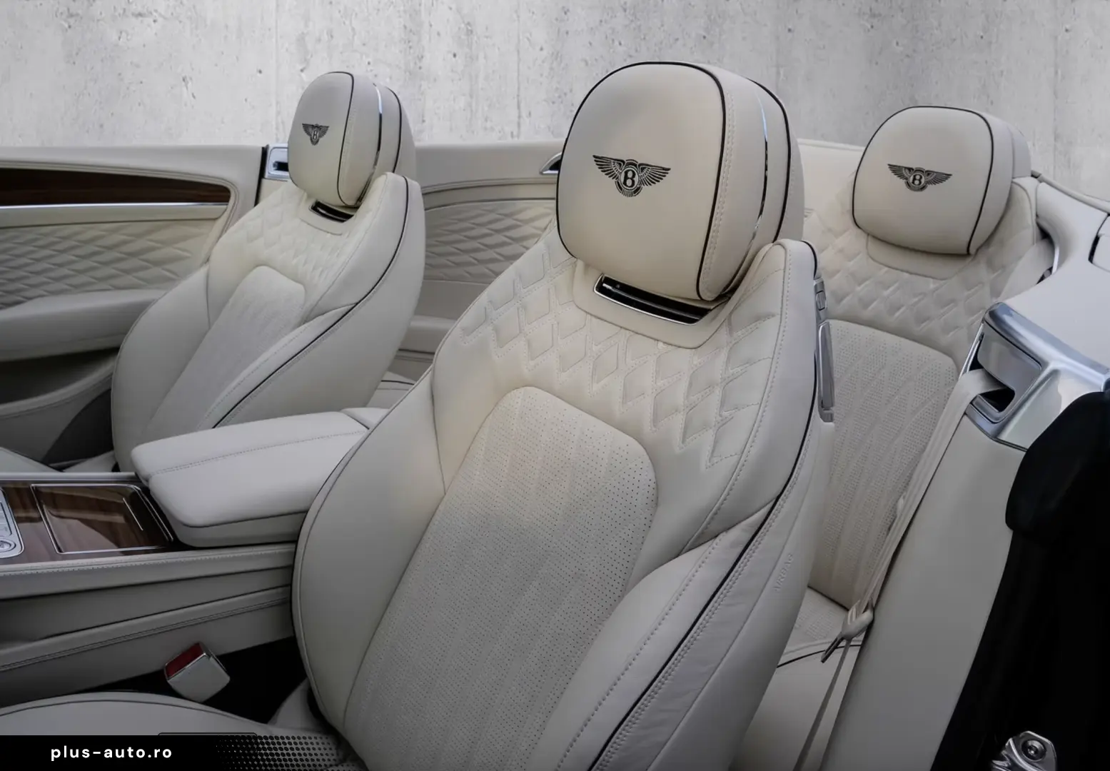 Bentley Continental GTC Azure   Bang & Olufssen